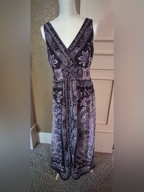 Chaudry KC Sleeveless Purple Paisley V-Neck Maxi Dress - Women's Summer Maxi